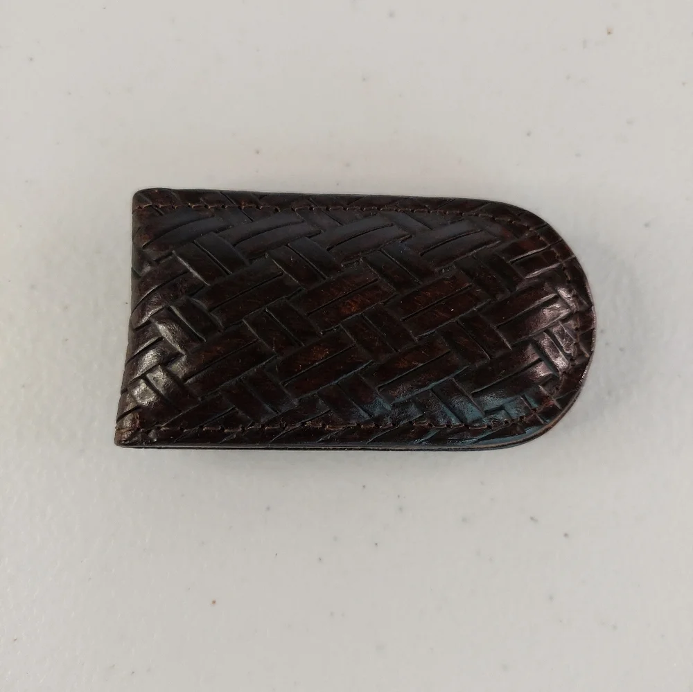 Vtg Fossil Leather Money Clip Magnetic with basketweave leather Design Brown